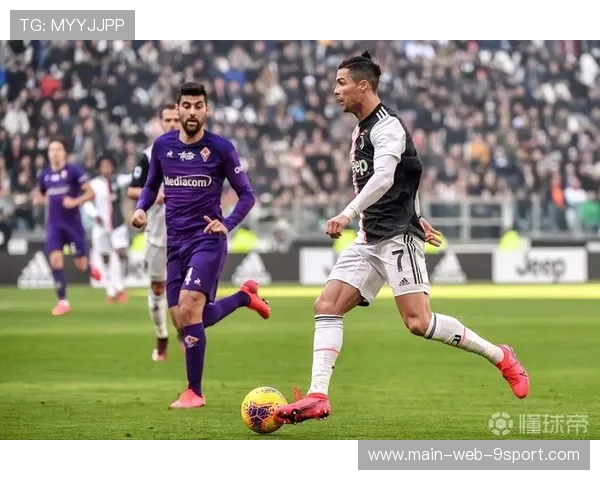 河南队周大地斜插禁区，接直塞推射命中远角